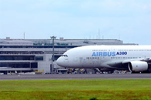 bz-20110218-02-A380.jpg