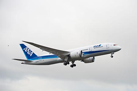 ＡＮＡ塗装７８７型機